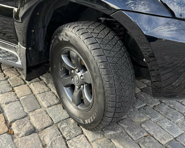 Чорний Тойота Ленд Крузер Прадо, об'ємом двигуна 0 л та пробігом 257 тис. км за 16700 $, фото 4 на Automoto.ua