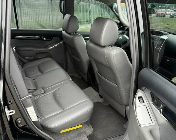 Черный Тойота Ленд Крузер Прадо, объемом двигателя 0 л и пробегом 255 тыс. км за 26000 $, фото 22 на Automoto.ua