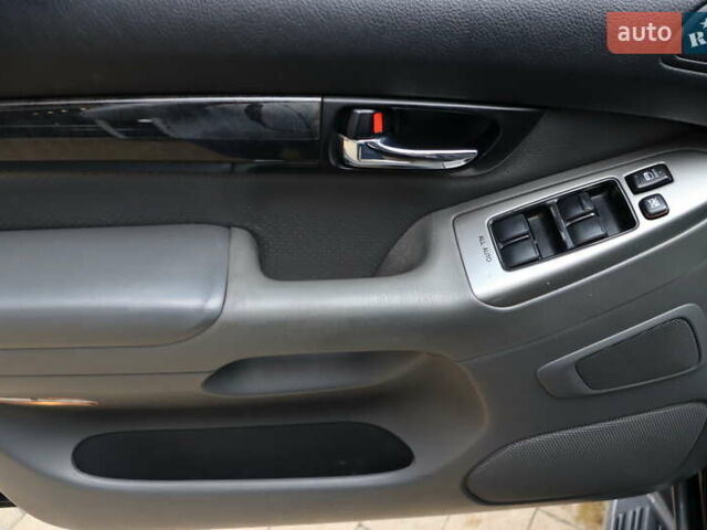 Чорний Тойота Ленд Крузер Прадо, об'ємом двигуна 4 л та пробігом 591 тис. км за 15900 $, фото 14 на Automoto.ua