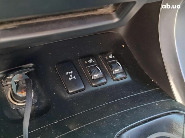 Черный Тойота Ленд Крузер Прадо, объемом двигателя 4 л и пробегом 355 тыс. км за 15990 $, фото 27 на Automoto.ua