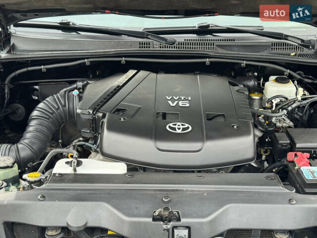 Черный Тойота Ленд Крузер Прадо, объемом двигателя 4 л и пробегом 65 тыс. км за 24999 $, фото 19 на Automoto.ua