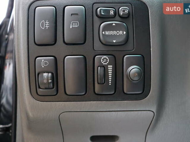 Чорний Тойота Ленд Крузер Прадо, об'ємом двигуна 4 л та пробігом 591 тис. км за 15900 $, фото 18 на Automoto.ua