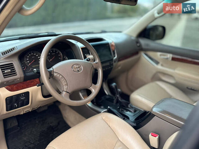 Черный Тойота Ленд Крузер Прадо, объемом двигателя 3.96 л и пробегом 226 тыс. км за 15900 $, фото 14 на Automoto.ua