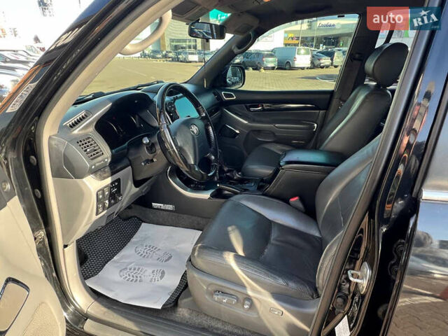 Чорний Тойота Ленд Крузер Прадо, об'ємом двигуна 3.96 л та пробігом 281 тис. км за 15900 $, фото 8 на Automoto.ua