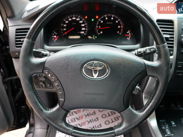 Чорний Тойота Ленд Крузер Прадо, об'ємом двигуна 4 л та пробігом 591 тис. км за 15900 $, фото 19 на Automoto.ua