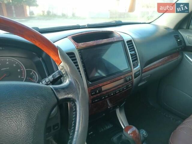 Черный Тойота Ленд Крузер Прадо, объемом двигателя 2.69 л и пробегом 239 тыс. км за 11000 $, фото 12 на Automoto.ua