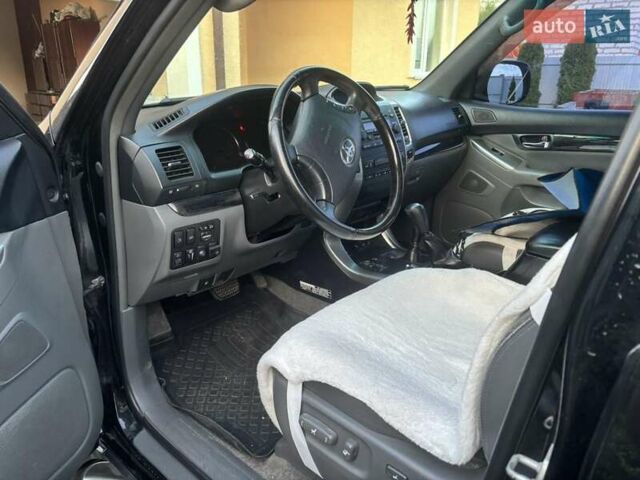 Черный Тойота Ленд Крузер Прадо, объемом двигателя 3.96 л и пробегом 395 тыс. км за 16900 $, фото 10 на Automoto.ua