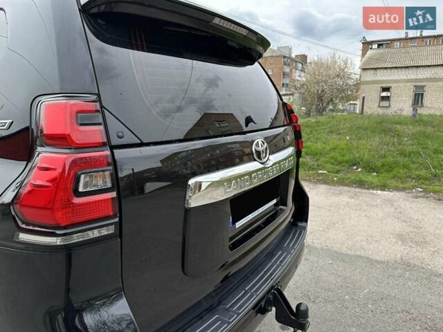 Чорний Тойота Ленд Крузер Прадо, об'ємом двигуна 2.69 л та пробігом 125 тис. км за 28000 $, фото 11 на Automoto.ua