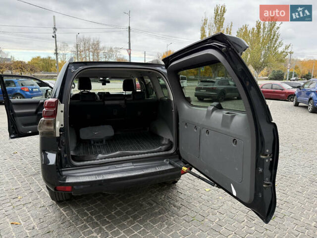 Чорний Тойота Ленд Крузер Прадо, об'ємом двигуна 2.69 л та пробігом 267 тис. км за 17900 $, фото 18 на Automoto.ua