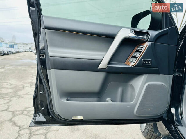Черный Тойота Ленд Крузер Прадо, объемом двигателя 3.96 л и пробегом 148 тыс. км за 27500 $, фото 15 на Automoto.ua
