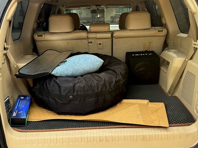 Тойота Ленд Крузер Прадо 2010 у Славянске на Automoto.ua Чорний Тойота Ленд Крузер Прадо, об'ємом двигуна 2.7 л та пробігом 183 тис. км за 21000 $, фото 4 на Automoto.ua