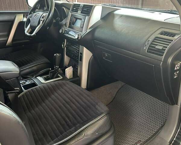 Черный Тойота Ленд Крузер Прадо, объемом двигателя 3.96 л и пробегом 277 тыс. км за 22900 $, фото 19 на Automoto.ua