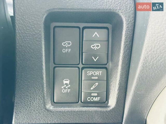 Черный Тойота Ленд Крузер Прадо, объемом двигателя 3.96 л и пробегом 148 тыс. км за 27500 $, фото 35 на Automoto.ua