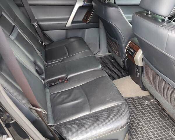 Черный Тойота Ленд Крузер Прадо, объемом двигателя 3 л и пробегом 267 тыс. км за 26000 $, фото 22 на Automoto.ua