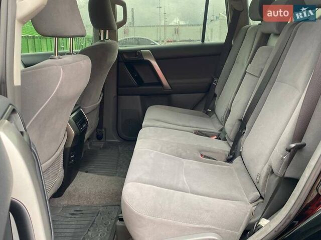 Черный Тойота Ленд Крузер Прадо, объемом двигателя 2.69 л и пробегом 78 тыс. км за 20499 $, фото 16 на Automoto.ua