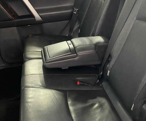 Черный Тойота Ленд Крузер Прадо, объемом двигателя 3 л и пробегом 230 тыс. км за 19950 $, фото 15 на Automoto.ua