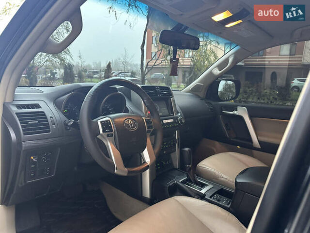 Черный Тойота Ленд Крузер Прадо, объемом двигателя 4 л и пробегом 193 тыс. км за 25000 $, фото 28 на Automoto.ua