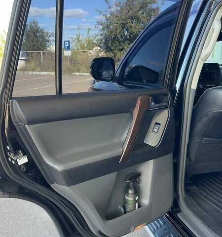 Черный Тойота Ленд Крузер Прадо, объемом двигателя 3.96 л и пробегом 290 тыс. км за 22500 $, фото 13 на Automoto.ua