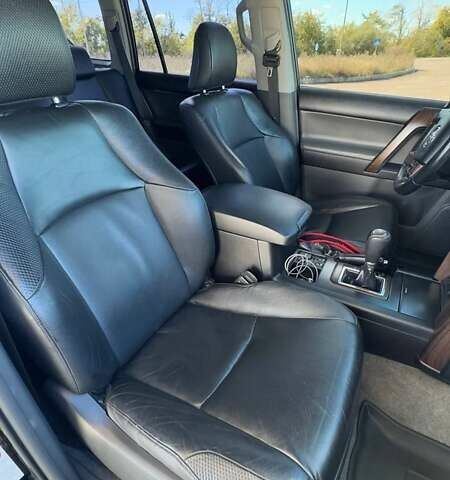 Черный Тойота Ленд Крузер Прадо, объемом двигателя 3.96 л и пробегом 290 тыс. км за 22500 $, фото 11 на Automoto.ua