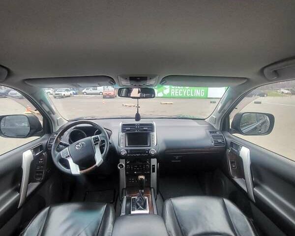 Черный Тойота Ленд Крузер Прадо, объемом двигателя 3.96 л и пробегом 202 тыс. км за 22999 $, фото 4 на Automoto.ua