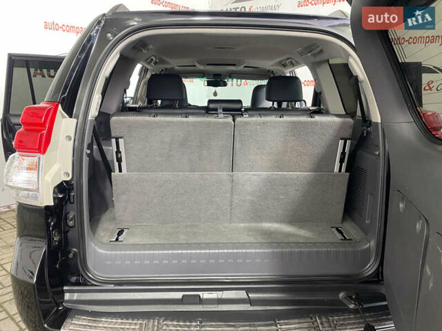 Черный Тойота Ленд Крузер Прадо, объемом двигателя 3 л и пробегом 230 тыс. км за 19950 $, фото 4 на Automoto.ua