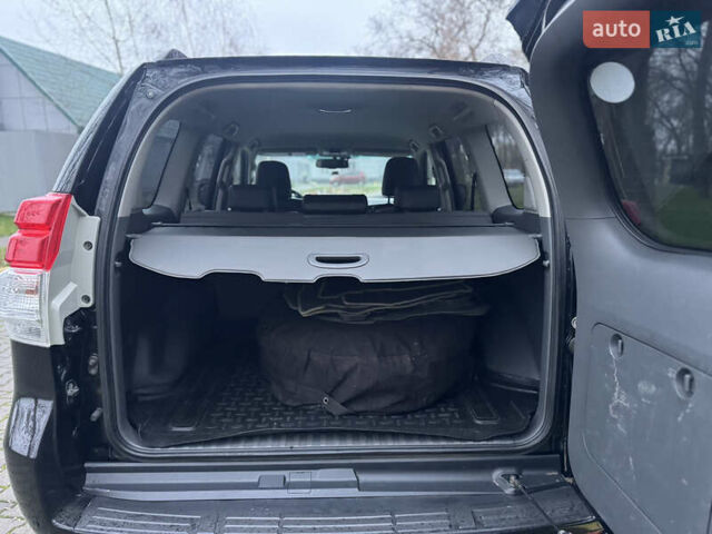 Черный Тойота Ленд Крузер Прадо, объемом двигателя 4 л и пробегом 242 тыс. км за 25000 $, фото 23 на Automoto.ua