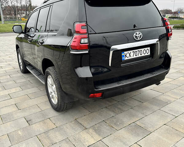 Черный Тойота Ленд Крузер Прадо, объемом двигателя 3.96 л и пробегом 148 тыс. км за 27800 $, фото 7 на Automoto.ua