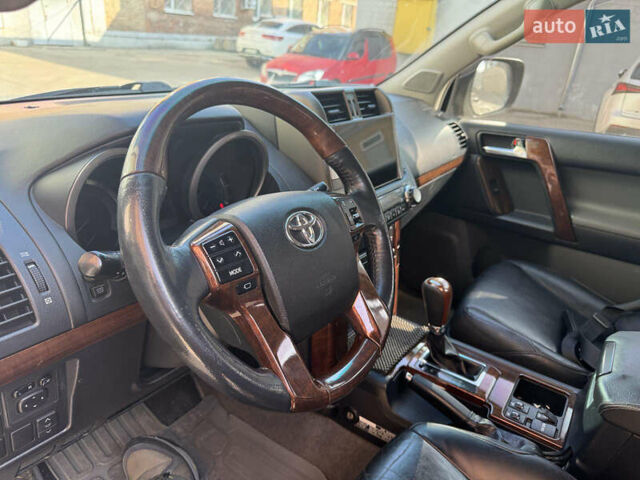 Чорний Тойота Ленд Крузер Прадо, об'ємом двигуна 4 л та пробігом 241 тис. км за 27000 $, фото 3 на Automoto.ua