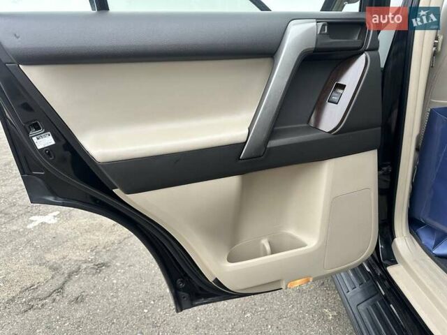 Черный Тойота Ленд Крузер Прадо, объемом двигателя 4 л и пробегом 198 тыс. км за 19700 $, фото 19 на Automoto.ua