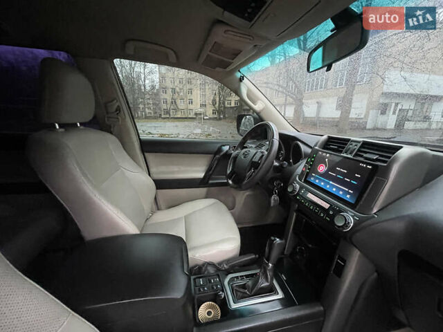 Чорний Тойота Ленд Крузер Прадо, об'ємом двигуна 2.7 л та пробігом 167 тис. км за 18600 $, фото 14 на Automoto.ua