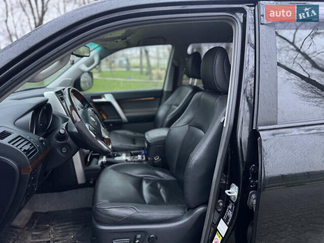 Черный Тойота Ленд Крузер Прадо, объемом двигателя 4 л и пробегом 242 тыс. км за 25000 $, фото 12 на Automoto.ua