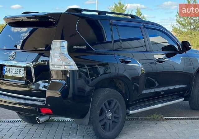 Черный Тойота Ленд Крузер Прадо, объемом двигателя 3.96 л и пробегом 290 тыс. км за 22500 $, фото 3 на Automoto.ua