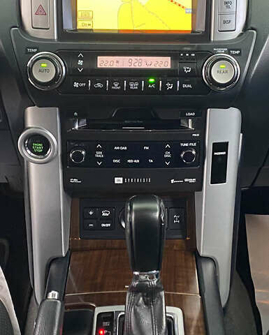 Черный Тойота Ленд Крузер Прадо, объемом двигателя 3 л и пробегом 230 тыс. км за 19950 $, фото 25 на Automoto.ua