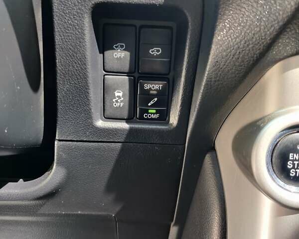 Черный Тойота Ленд Крузер Прадо, объемом двигателя 3 л и пробегом 267 тыс. км за 26000 $, фото 37 на Automoto.ua