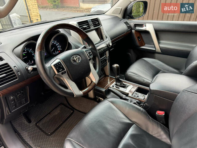 Черный Тойота Ленд Крузер Прадо, объемом двигателя 3.96 л и пробегом 203 тыс. км за 24500 $, фото 21 на Automoto.ua
