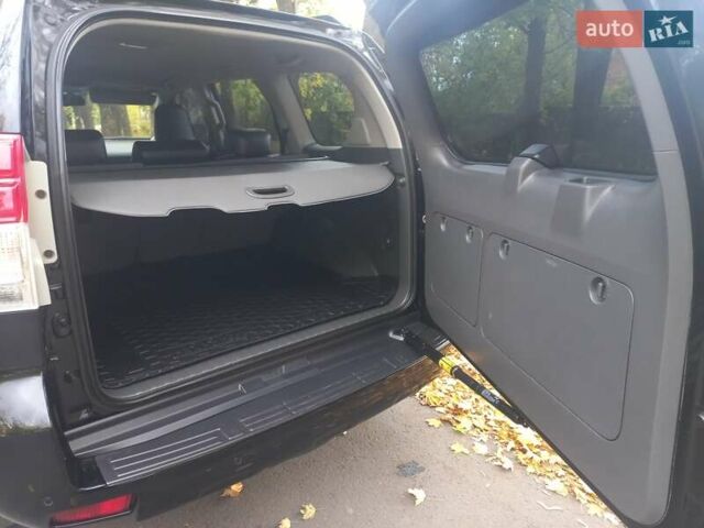 Черный Тойота Ленд Крузер Прадо, объемом двигателя 4 л и пробегом 130 тыс. км за 25500 $, фото 8 на Automoto.ua