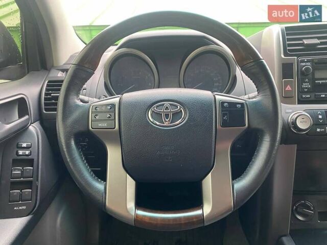 Черный Тойота Ленд Крузер Прадо, объемом двигателя 2.69 л и пробегом 78 тыс. км за 20499 $, фото 18 на Automoto.ua