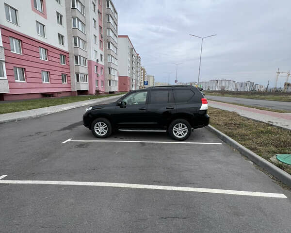 Черный Тойота Ленд Крузер Прадо, объемом двигателя 3.96 л и пробегом 258 тыс. км за 19799 $, фото 2 на Automoto.ua