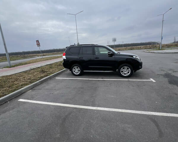 Черный Тойота Ленд Крузер Прадо, объемом двигателя 3.96 л и пробегом 258 тыс. км за 19799 $, фото 9 на Automoto.ua