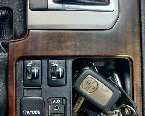 Черный Тойота Ленд Крузер Прадо, объемом двигателя 3 л и пробегом 267 тыс. км за 26000 $, фото 39 на Automoto.ua