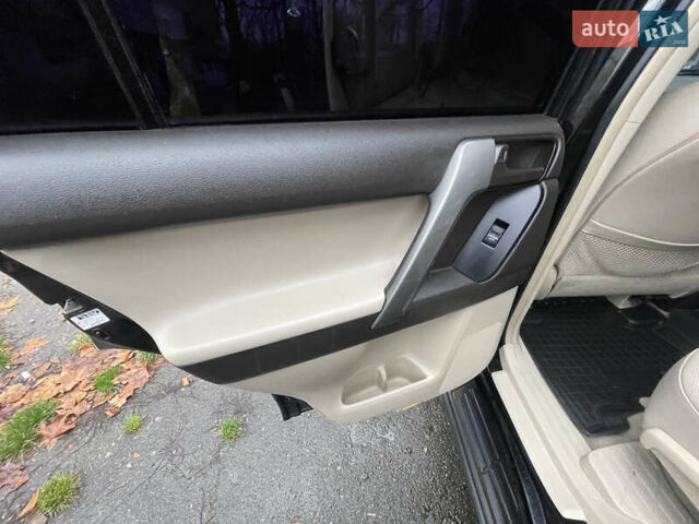 Чорний Тойота Ленд Крузер Прадо, об'ємом двигуна 2.7 л та пробігом 167 тис. км за 18600 $, фото 9 на Automoto.ua