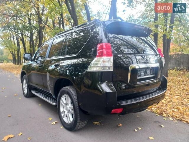 Черный Тойота Ленд Крузер Прадо, объемом двигателя 4 л и пробегом 130 тыс. км за 25500 $, фото 2 на Automoto.ua