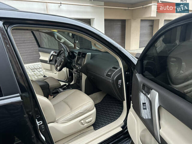 Черный Тойота Ленд Крузер Прадо, объемом двигателя 4 л и пробегом 193 тыс. км за 25000 $, фото 10 на Automoto.ua