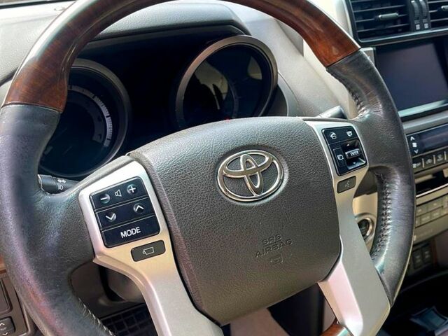 Черный Тойота Ленд Крузер Прадо, объемом двигателя 4 л и пробегом 129 тыс. км за 25500 $, фото 8 на Automoto.ua