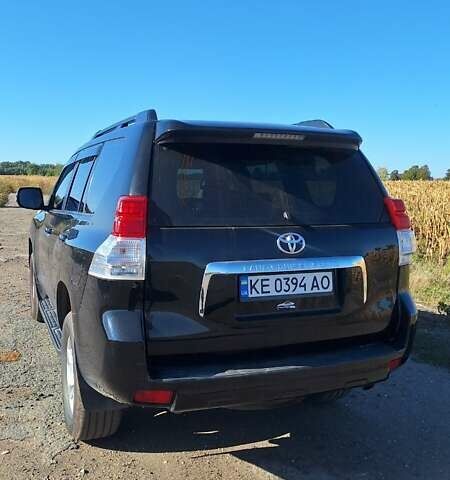 Черный Тойота Ленд Крузер Прадо, объемом двигателя 2.7 л и пробегом 250 тыс. км за 19500 $, фото 2 на Automoto.ua