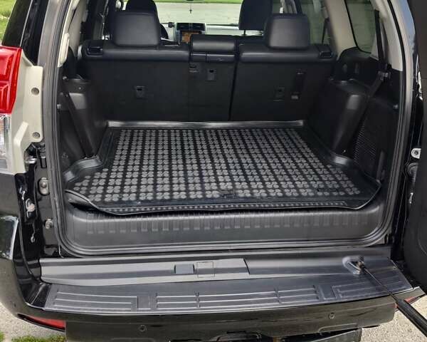 Черный Тойота Ленд Крузер Прадо, объемом двигателя 3 л и пробегом 267 тыс. км за 26000 $, фото 26 на Automoto.ua