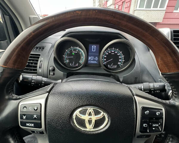 Черный Тойота Ленд Крузер Прадо, объемом двигателя 3.96 л и пробегом 258 тыс. км за 19799 $, фото 18 на Automoto.ua