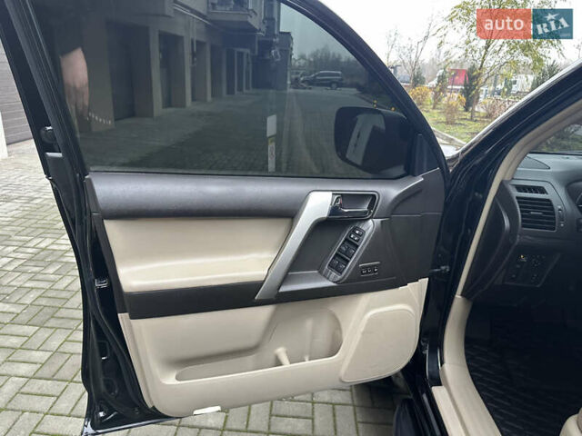 Черный Тойота Ленд Крузер Прадо, объемом двигателя 4 л и пробегом 193 тыс. км за 25000 $, фото 23 на Automoto.ua