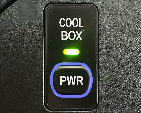 Черный Тойота Ленд Крузер Прадо, объемом двигателя 3 л и пробегом 230 тыс. км за 19950 $, фото 43 на Automoto.ua