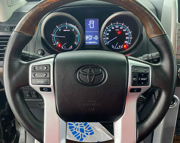 Черный Тойота Ленд Крузер Прадо, объемом двигателя 3 л и пробегом 230 тыс. км за 19950 $, фото 17 на Automoto.ua